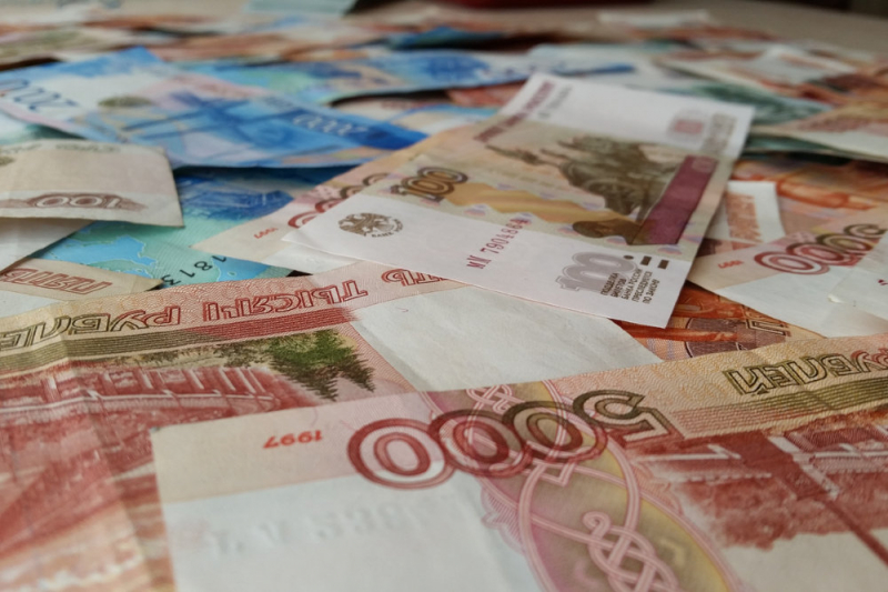Экономист Антонов определил курс рубля на исходе весны