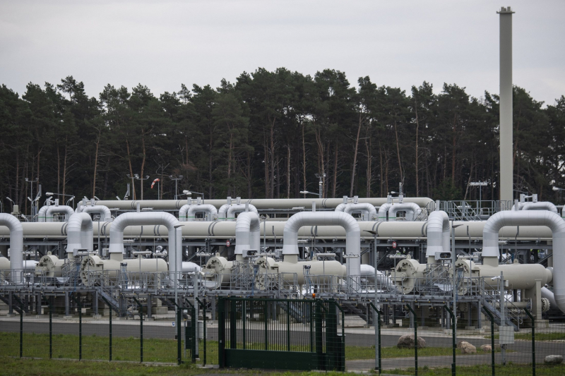 Топ-менеджер "Газпрома" заявил о готовности к запуску "Северного потока-2"