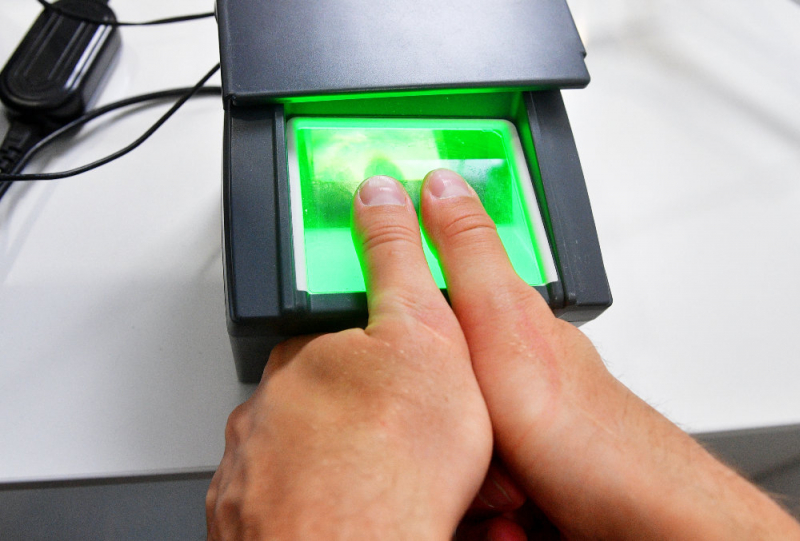 Шадаев: Отказ от сдачи биометрии не ограничит граждан в возможностях