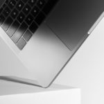 Продажи MacBook Pro стартовали в России