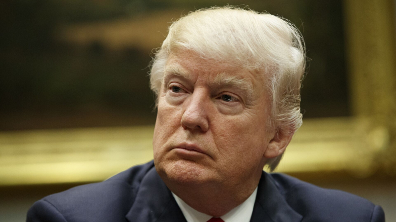 Трамп с сарказмом прокомментировал "вмешательство" России в выборы в США