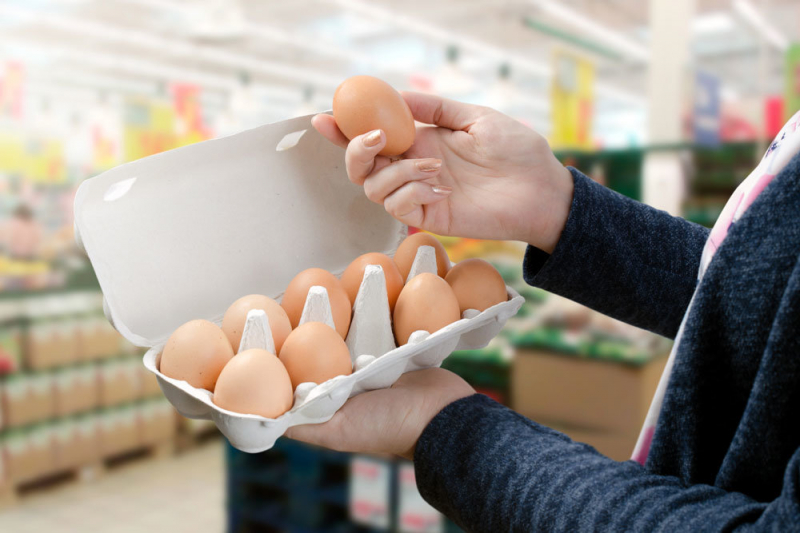 Эксперты заявили, что производство яиц и мяса птицы уже превышает спрос