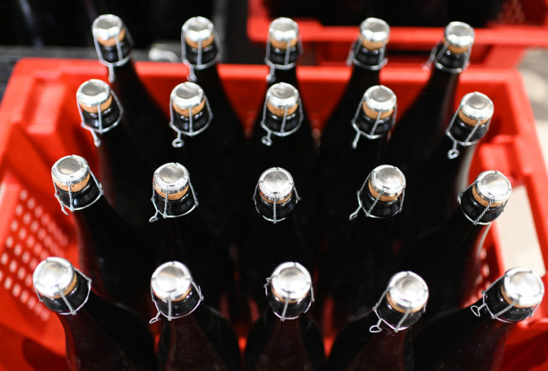 Продажи шампанского в России упали на четверть из-за скандалов с поставками