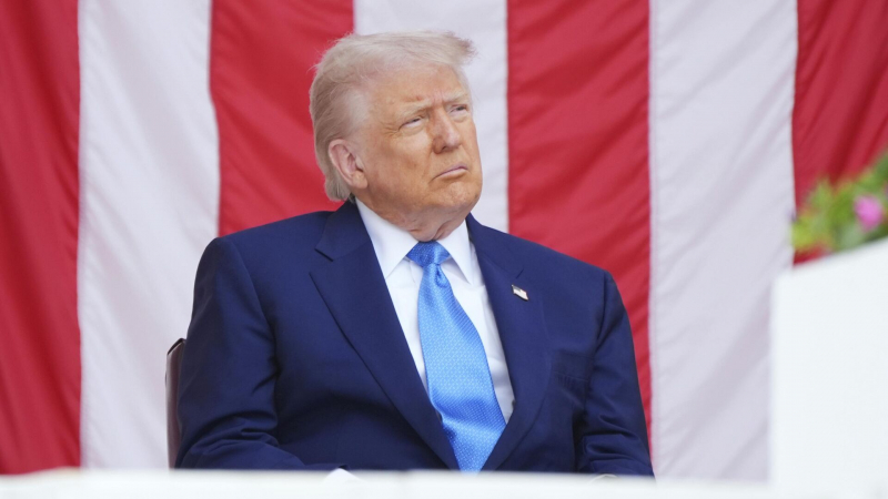 Трамп выразил готовность встретиться с Путиным и Зеленским
