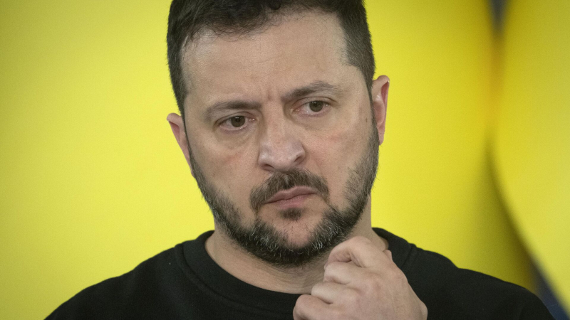 Зеленский заявил, что ненависть к русским помогает ему держаться